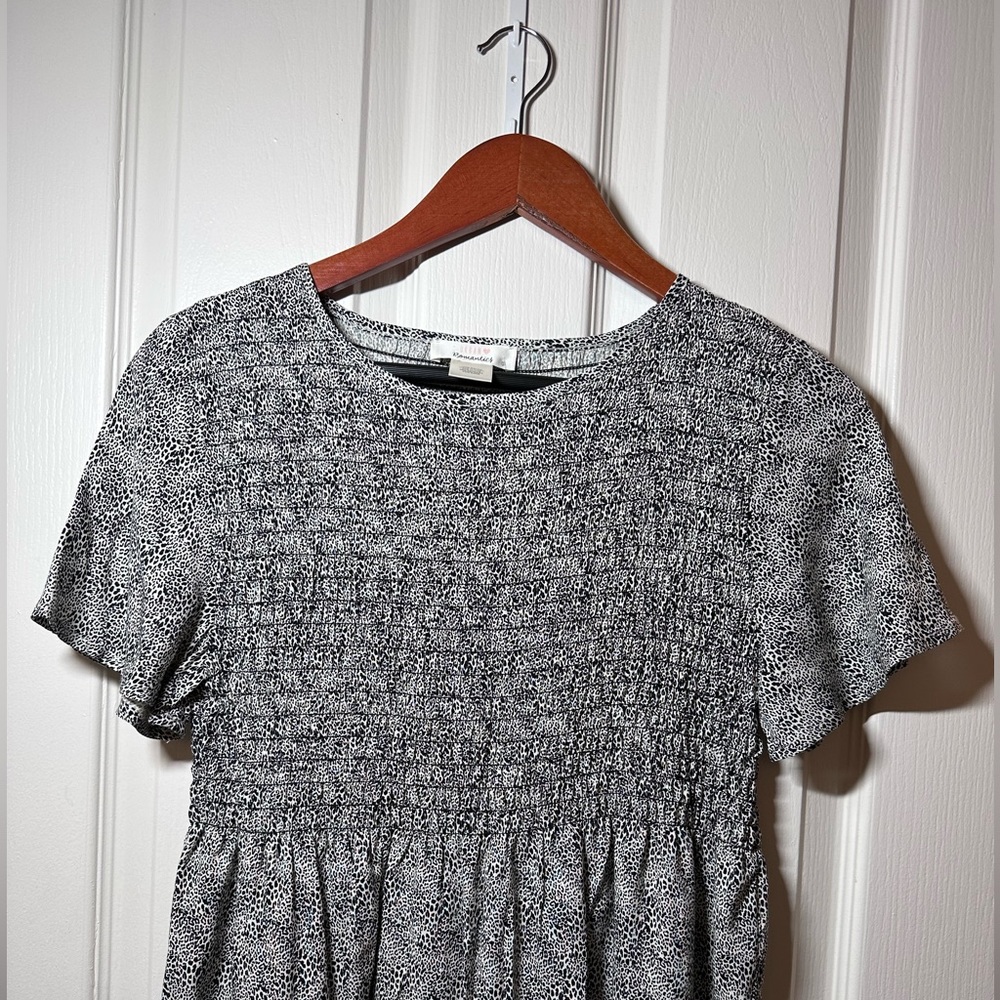 Small Size Black and White shirt